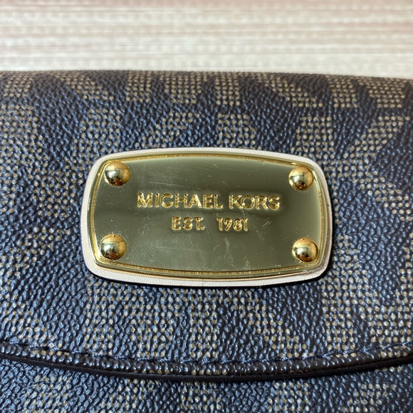 Michael Kors Jet Set Slim Flap Wallet in Brown Monogram PVC - Picture 6 of 9